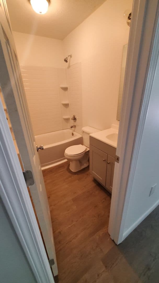 Fayetteville House: 903 Locust Street
