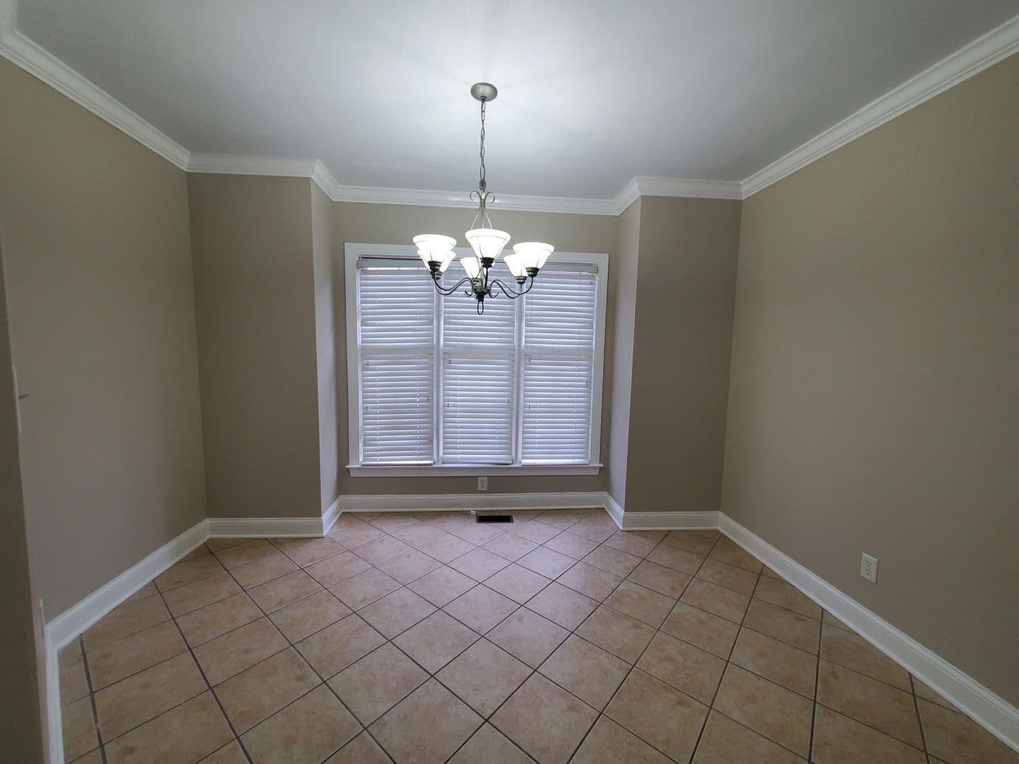 Lumberton Townhome: 4890 Independence Dr #5