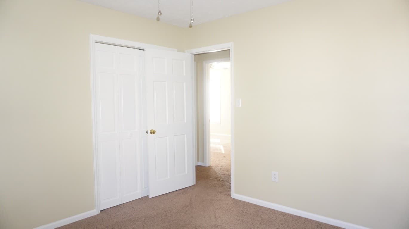 Fayetteville House: 6887 Big Wood Rd.