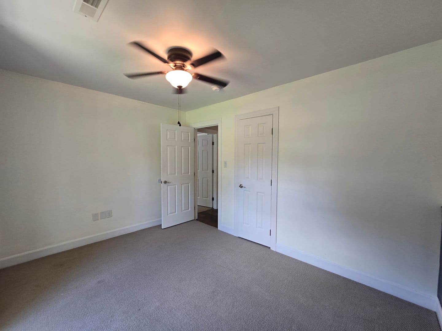 Raeford House: 409 N Fulton Street