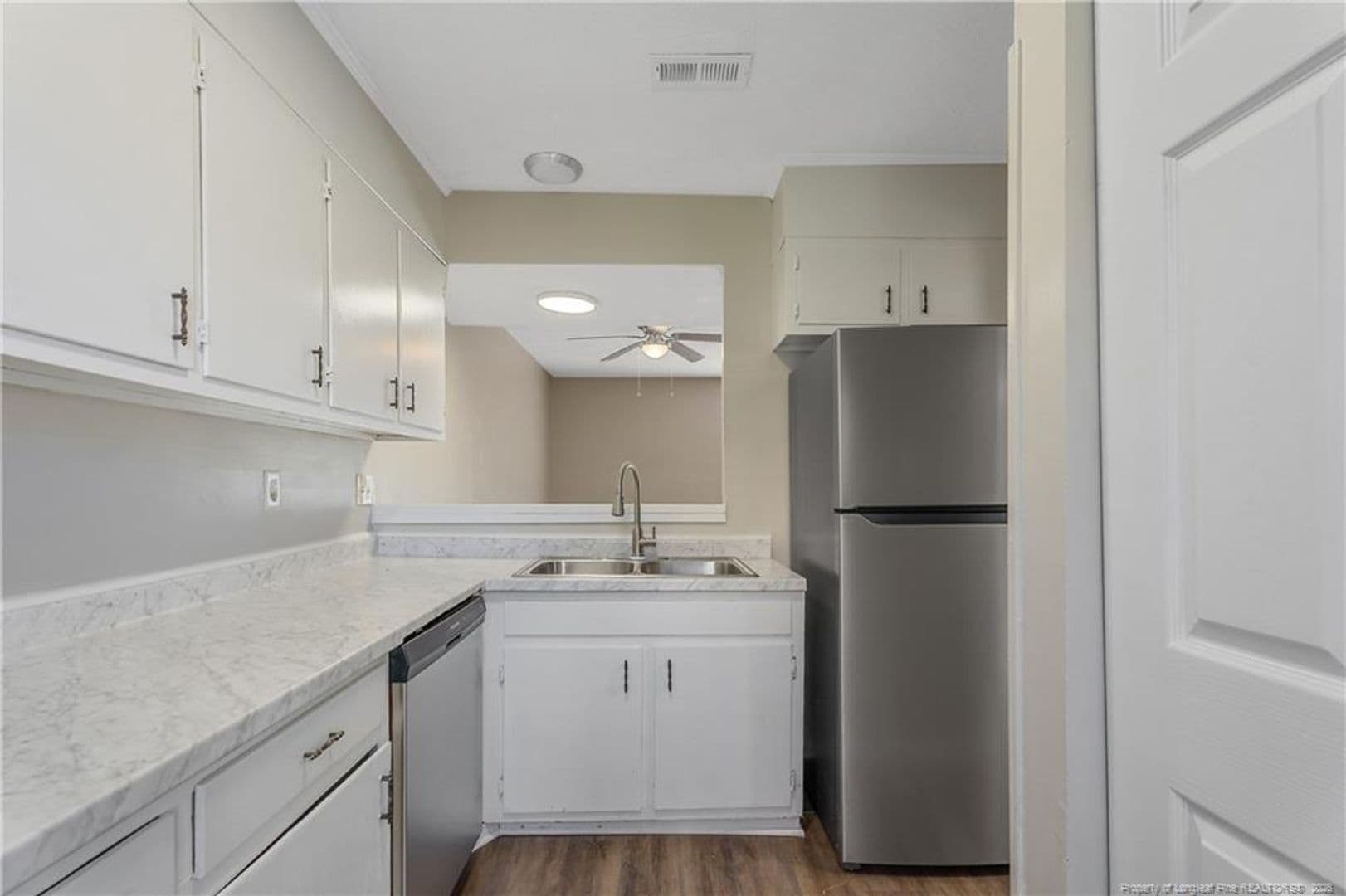 Fayetteville House: 416 Kirkcaldy