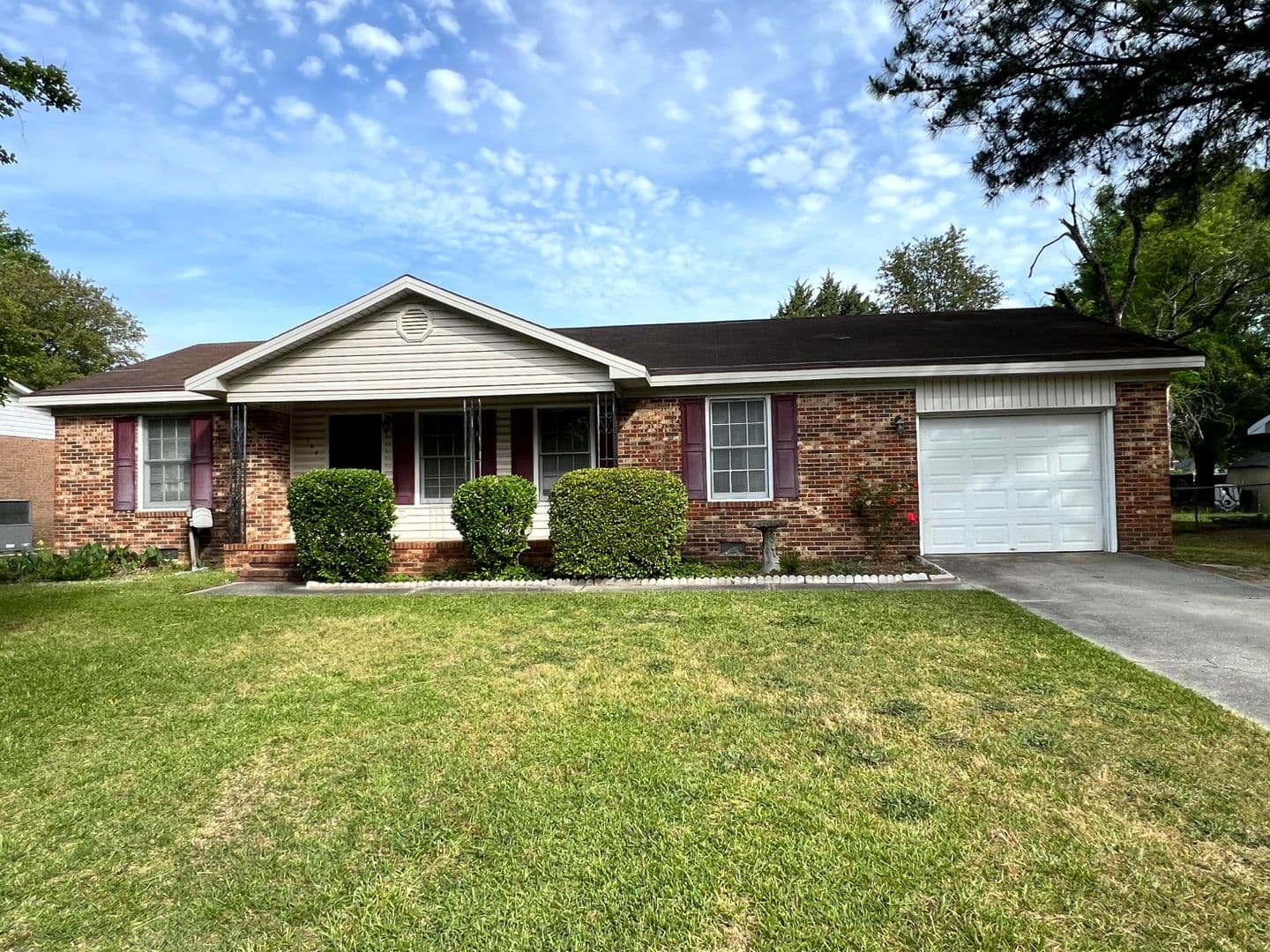 Spring Lake House: 109 Deerfield Dr.