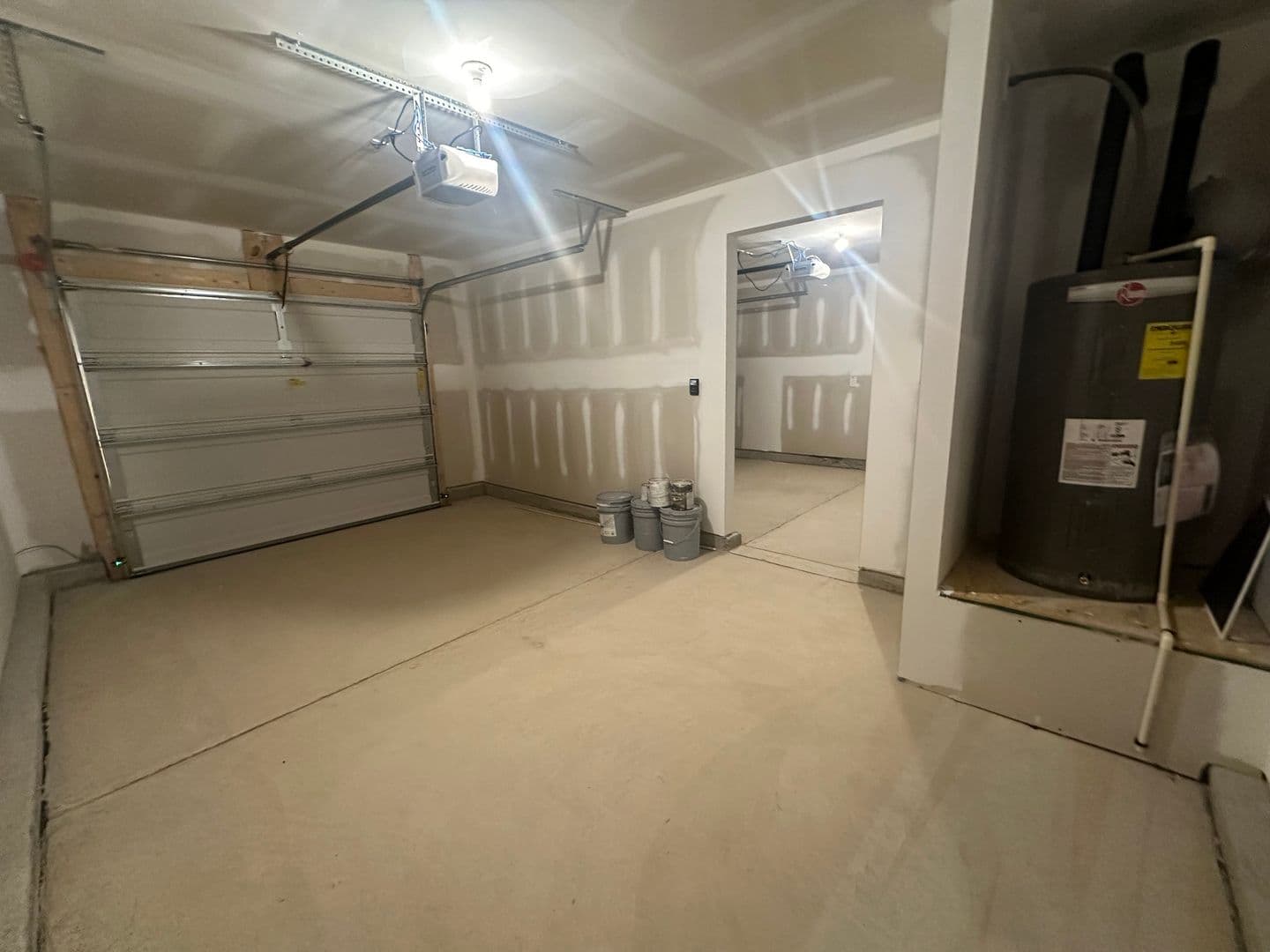 Raeford House: 191 Hornet Dr