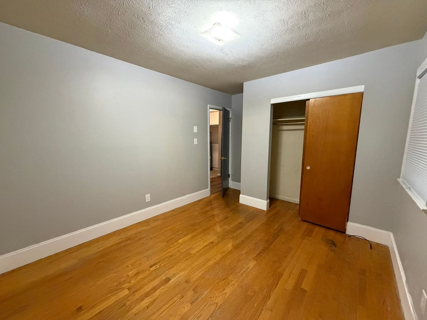 Fayetteville House: 6350 Rockford Drive