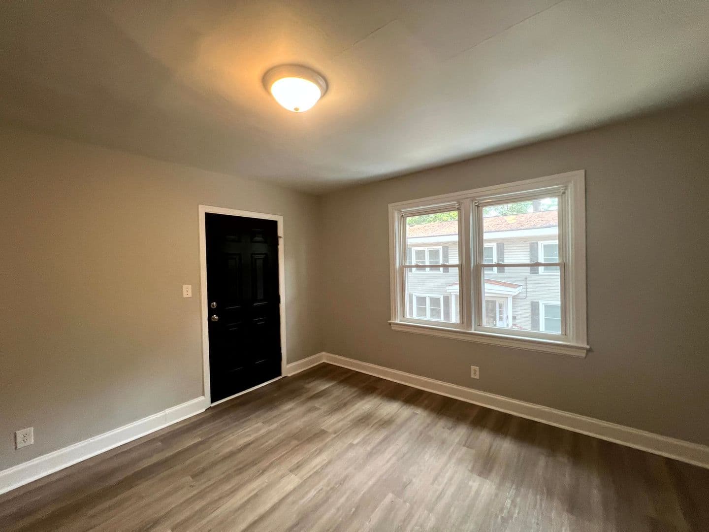 Fayetteville Condo: 214-4 Woodrow Street