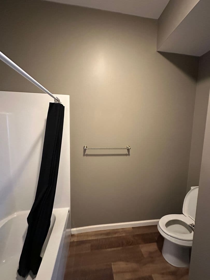 Quincy Apartment: 327 S. 8th St. - 330 S. 9th St.