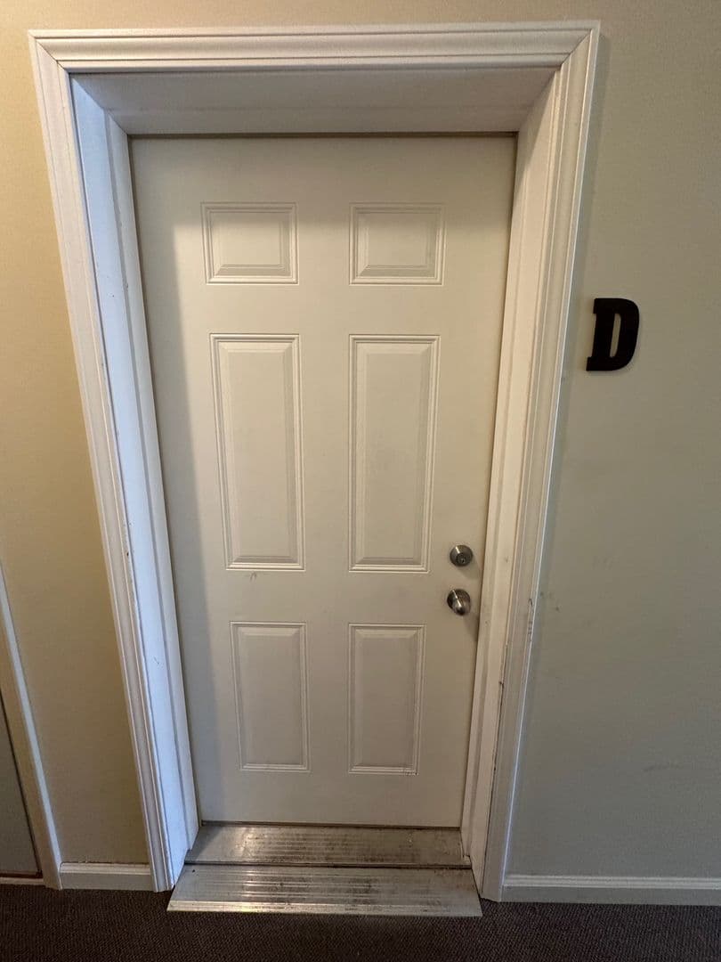 Quincy Apartment: 327 S. 8th St. - 330 S. 9th St.
