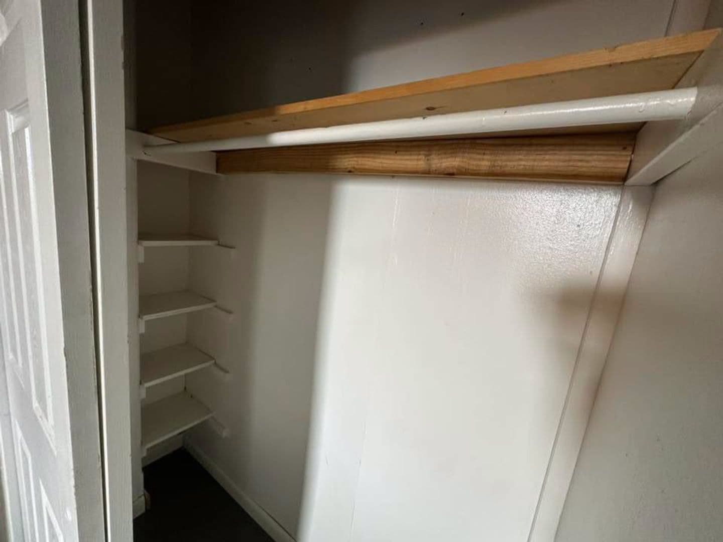 Quincy Apartment: 426 S. 12th St.