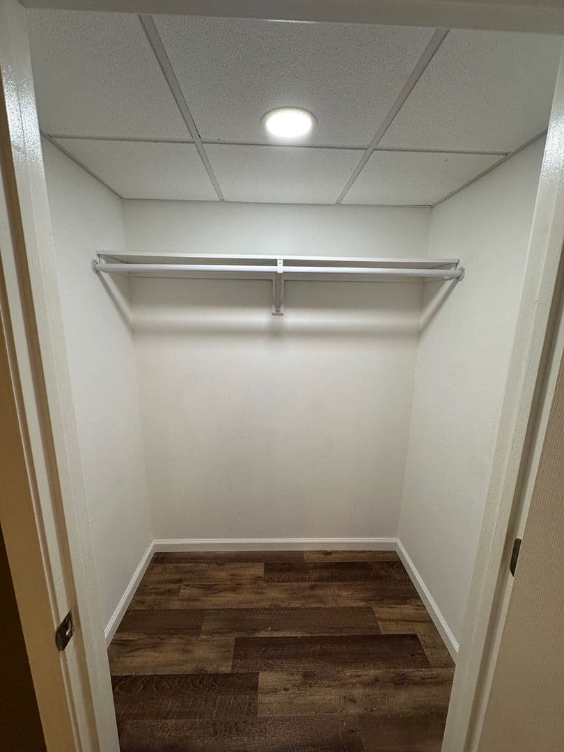 Quincy Apartment: 327 S. 8th St. - 330 S. 9th St.