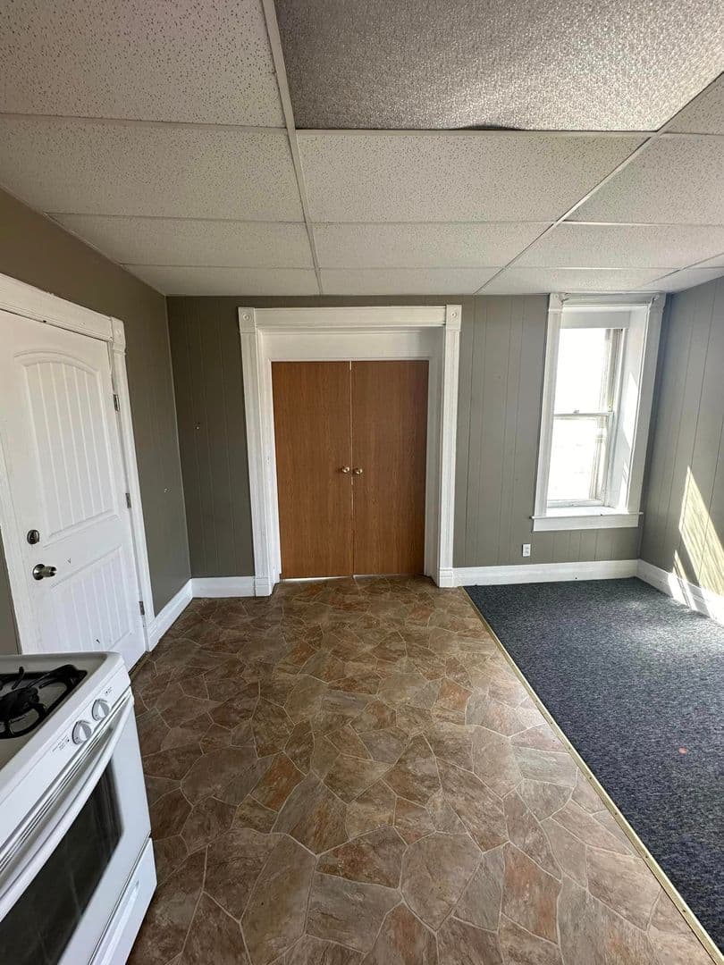 Quincy Apartment: 1301 Spring St