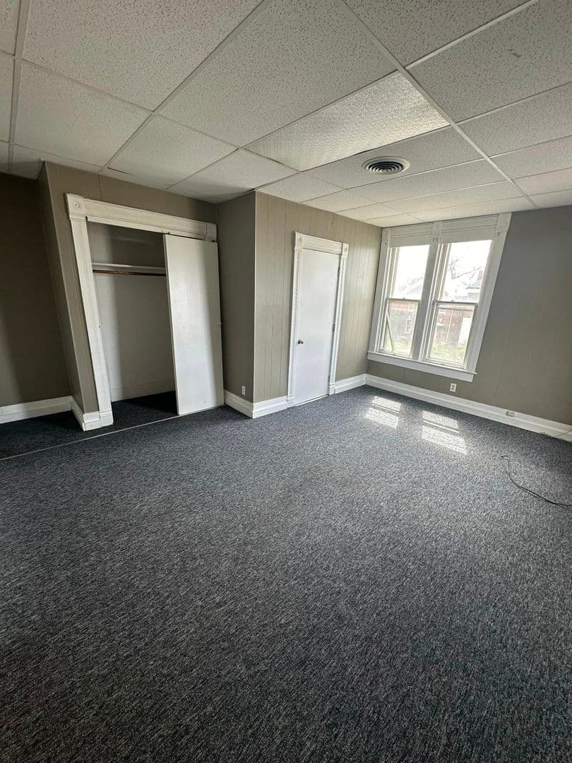 Quincy Apartment: 1301 Spring St