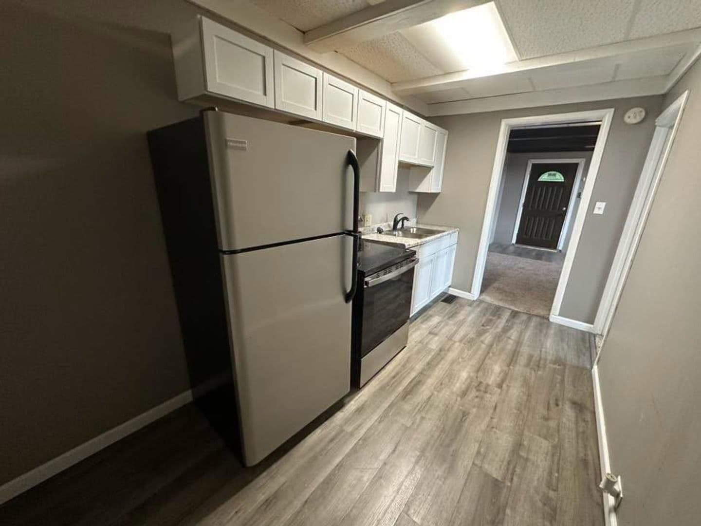 Quincy Apartment: 426 S. 12th St.