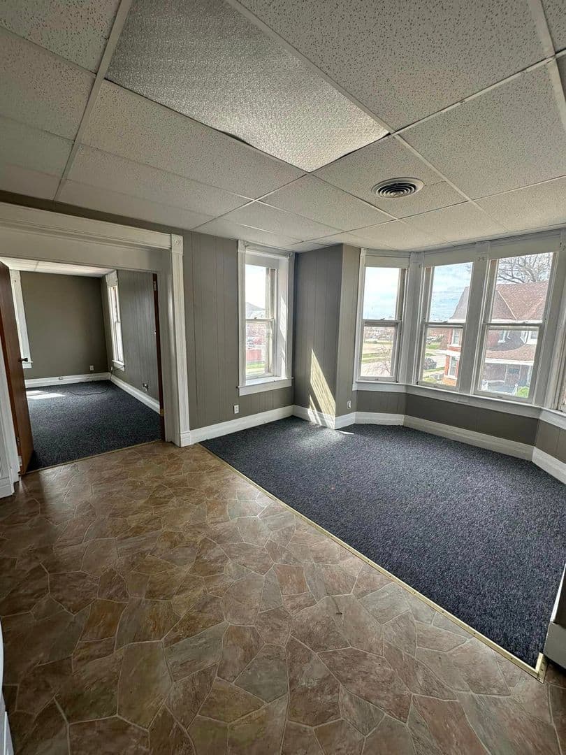 Quincy Apartment: 1301 Spring St