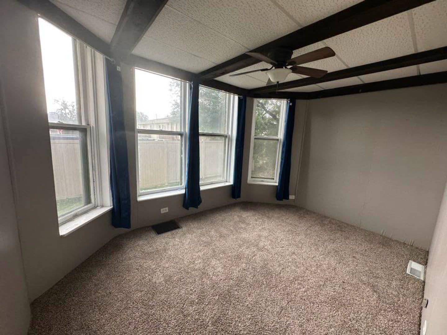 Quincy Apartment: 426 S. 12th St.