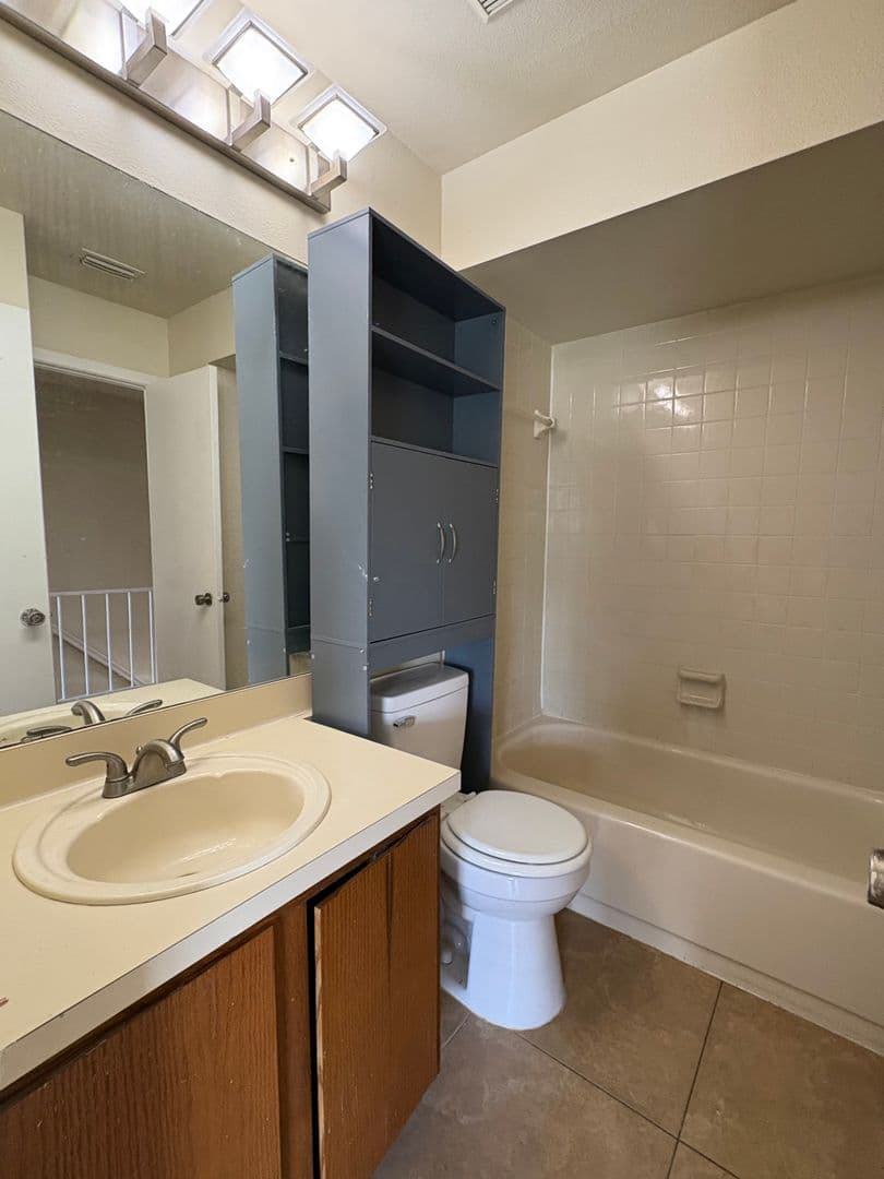 Temple Terrace House: 11329 Grandville Dr