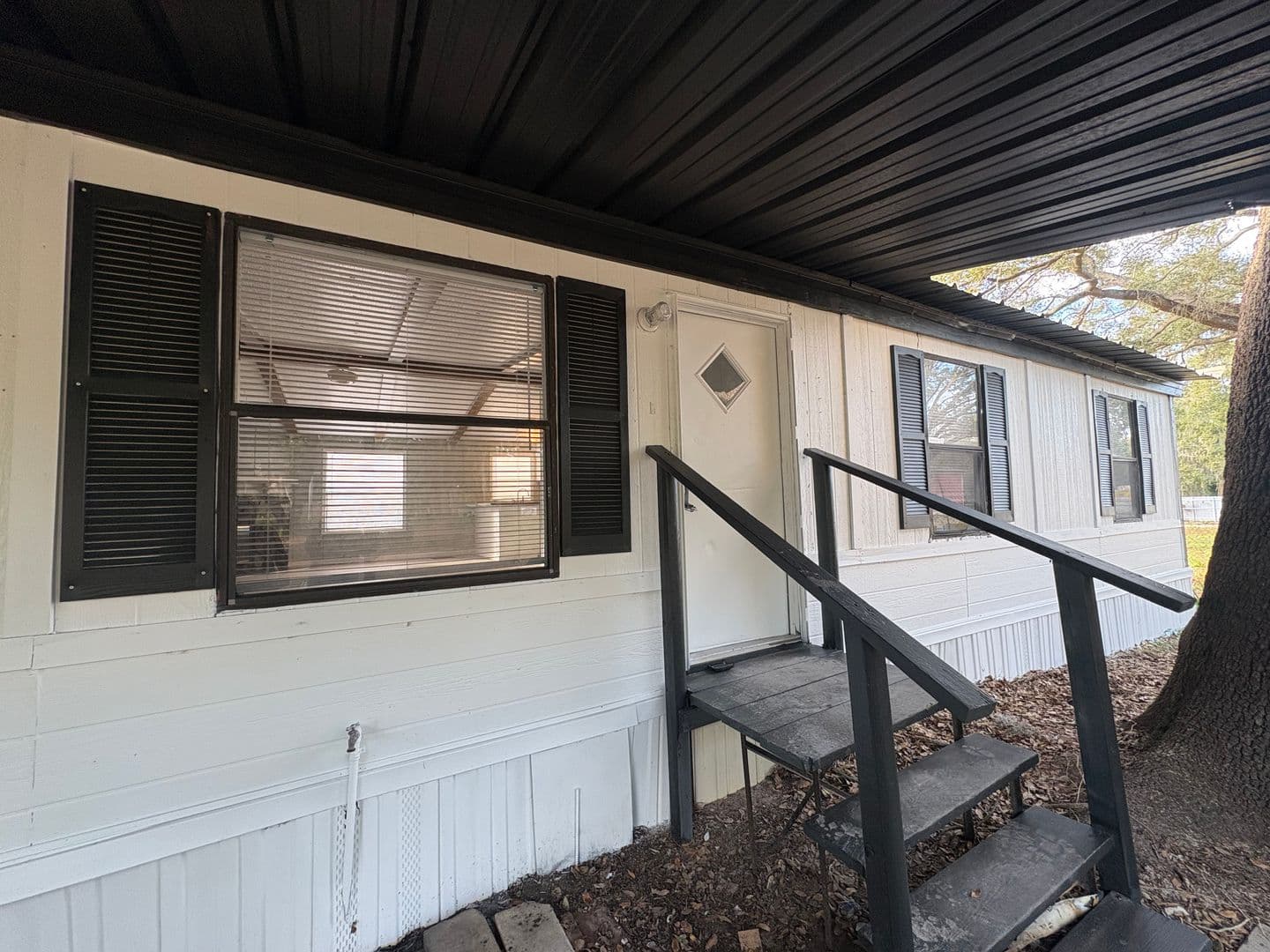 Thonotosassa House: 11640 County Rd 579