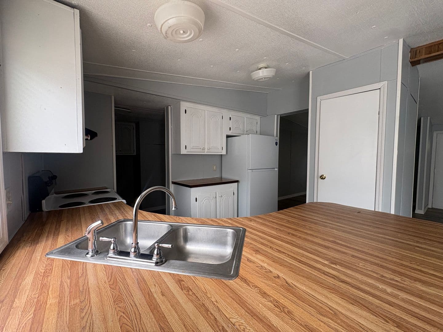Thonotosassa House: 11640 County Rd 579
