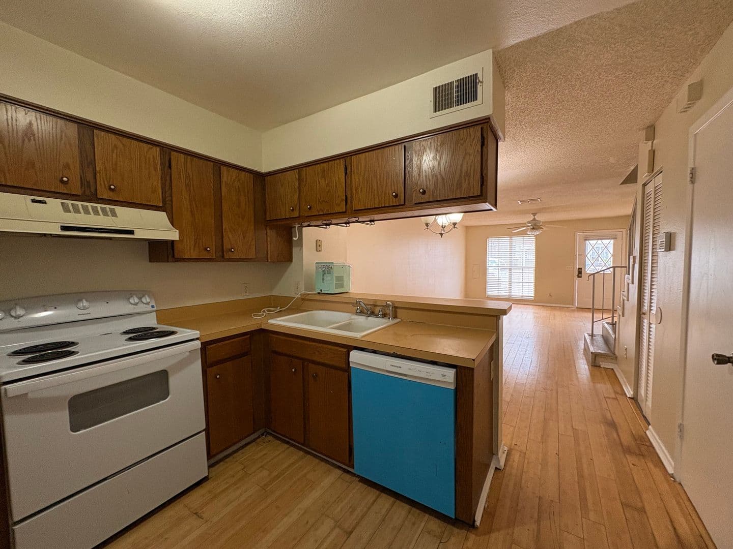 Temple Terrace House: 11329 Grandville Dr