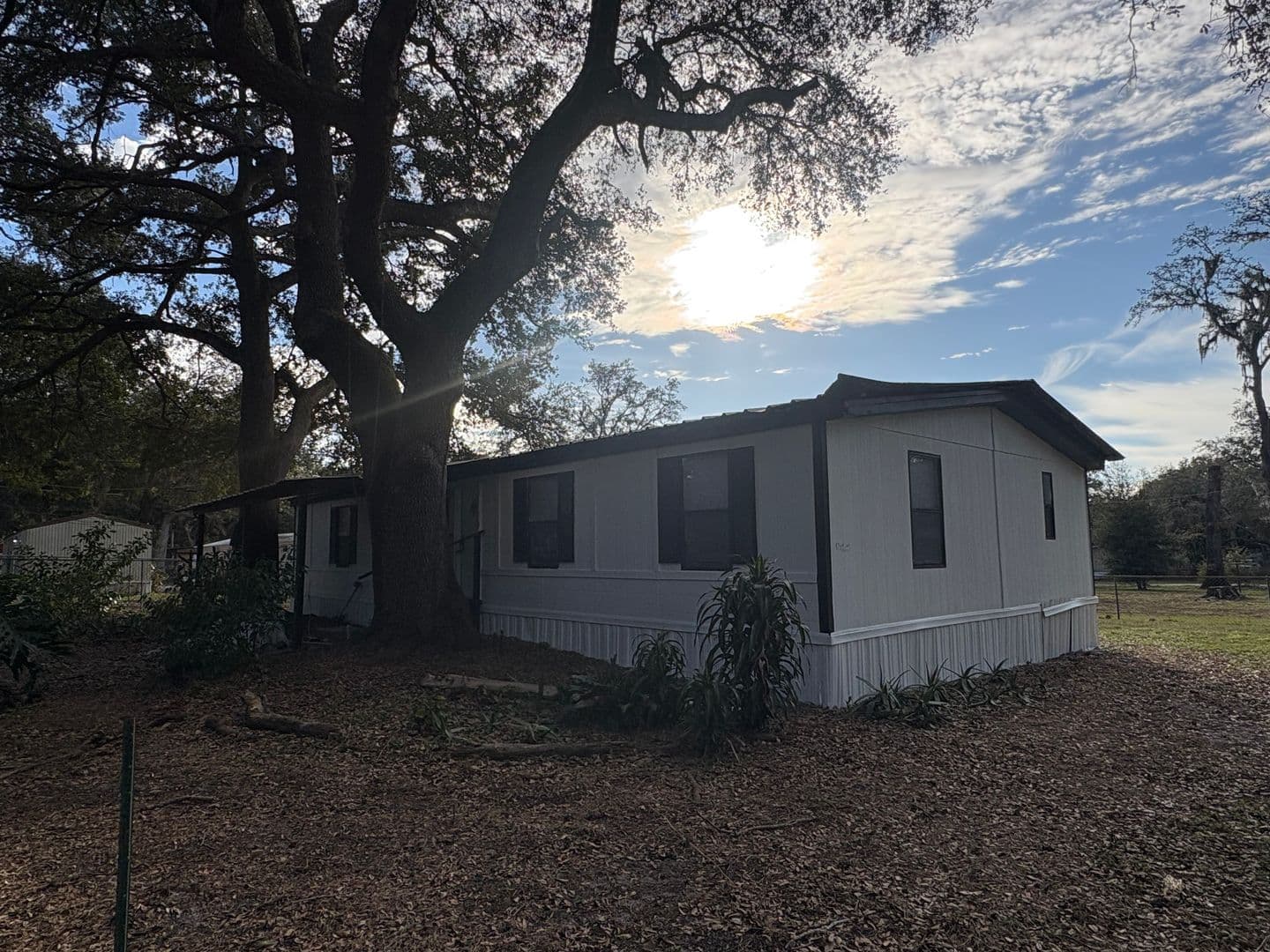 Thonotosassa House: 11640 County Rd 579