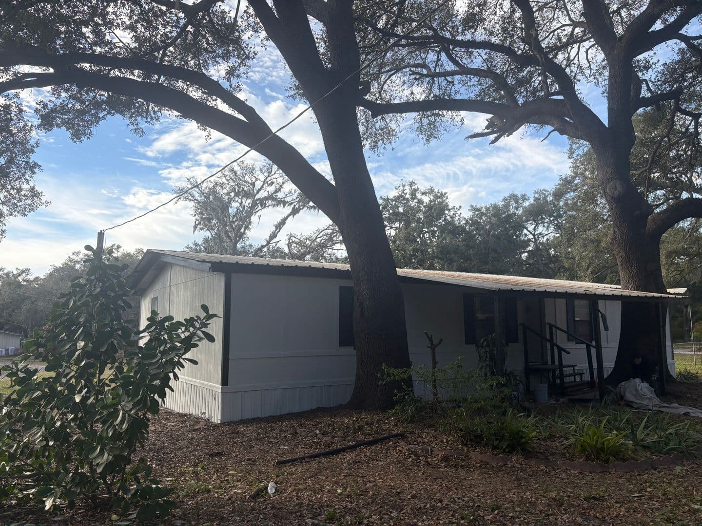 Thonotosassa House: 11640 County Rd 579