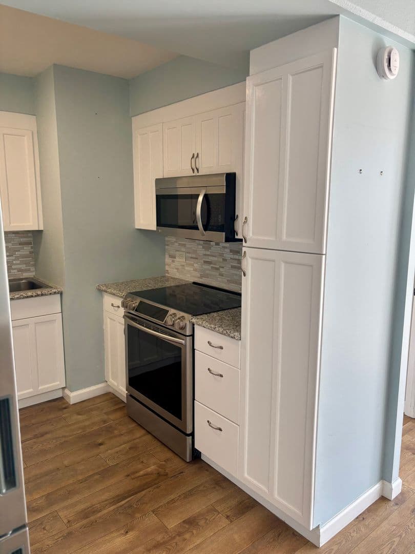 Honolulu Condo: 419 Atkinson Drive #1003
