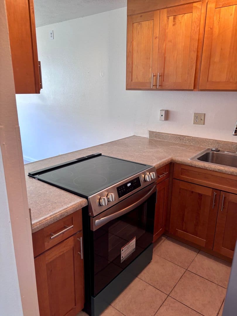 Kailua Townhome: 350 Aoloa St #C223