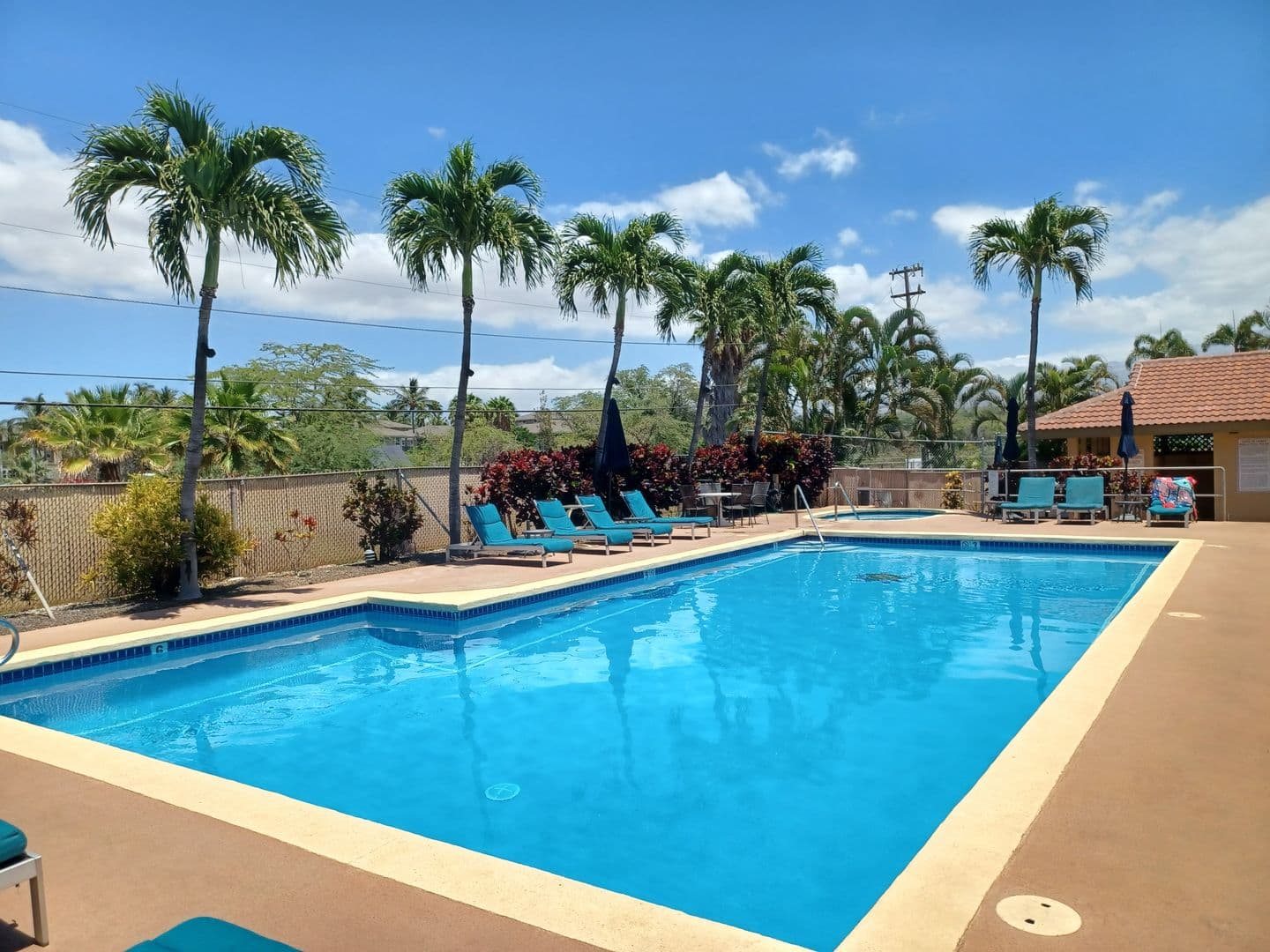 Kihei Condo: 1450 S Kihei Rd, D103