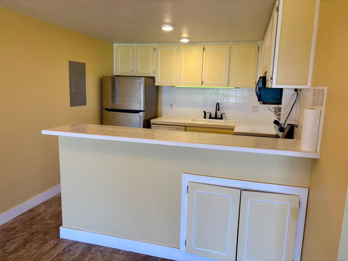 Kailua-Kona Condo: 78-7070 Alii Drive, #A-302