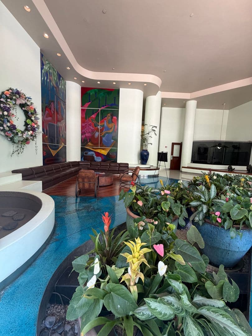Honolulu Condo: 700 Richards St. #2104