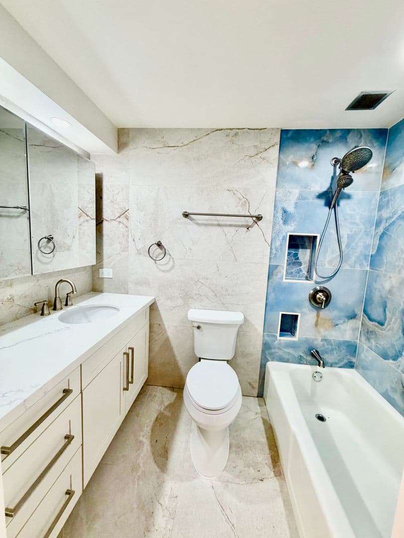 Honolulu Condo: 700 Richards St. #2104