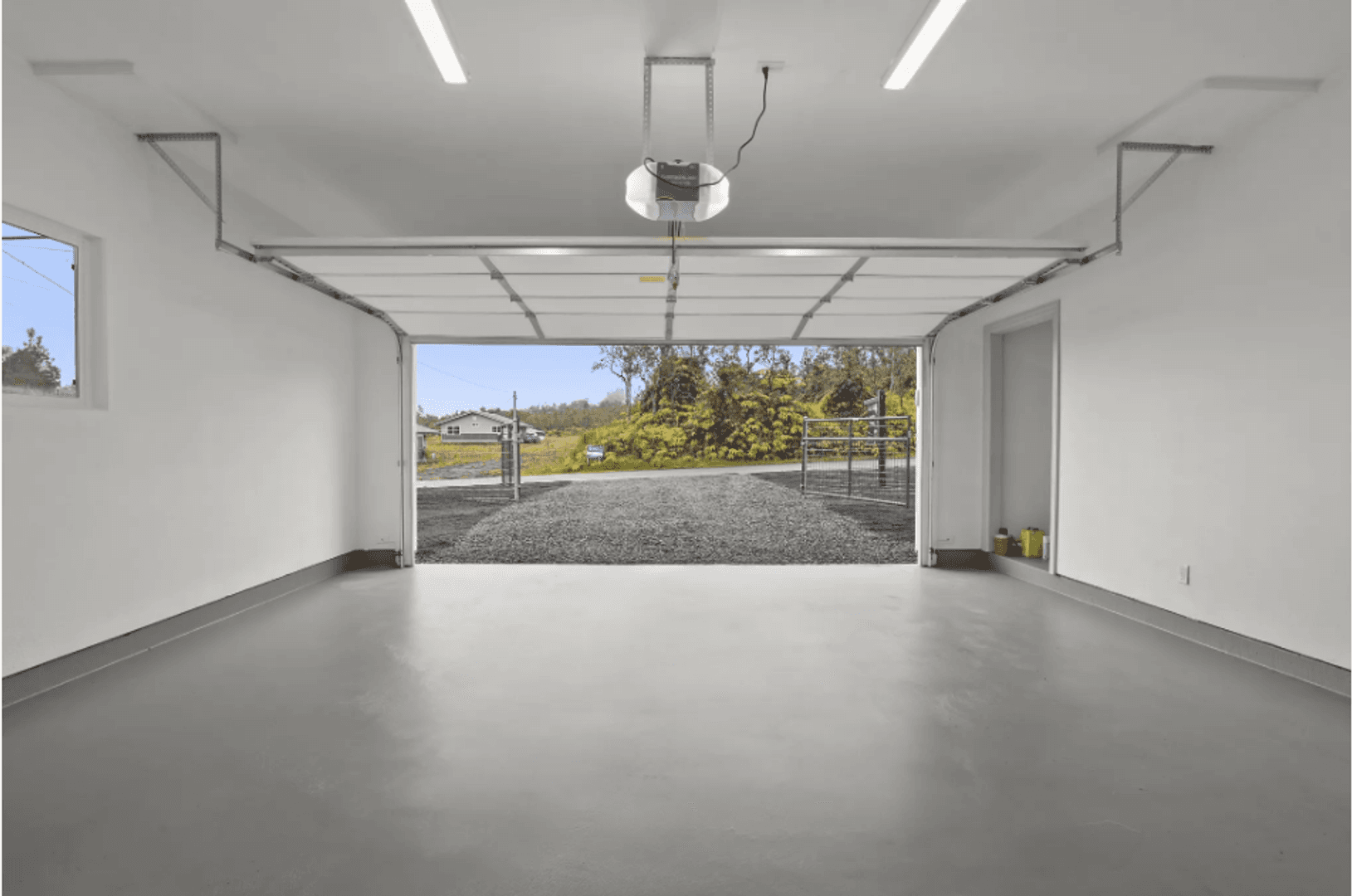 Volcano House: 11-3298 Mokuna Street