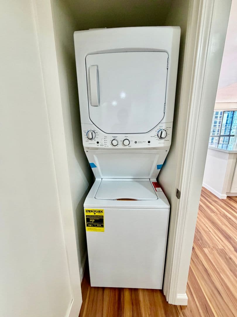 Honolulu Condo: 700 Richards St. #2104