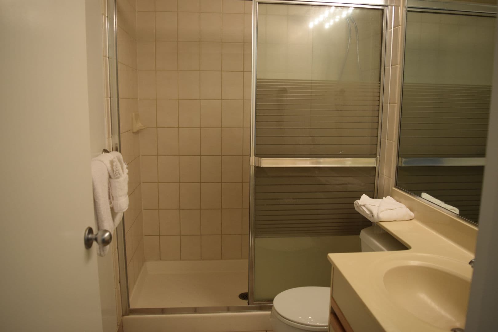 Kihei Condo: 2575 S Kihei Rd, H309