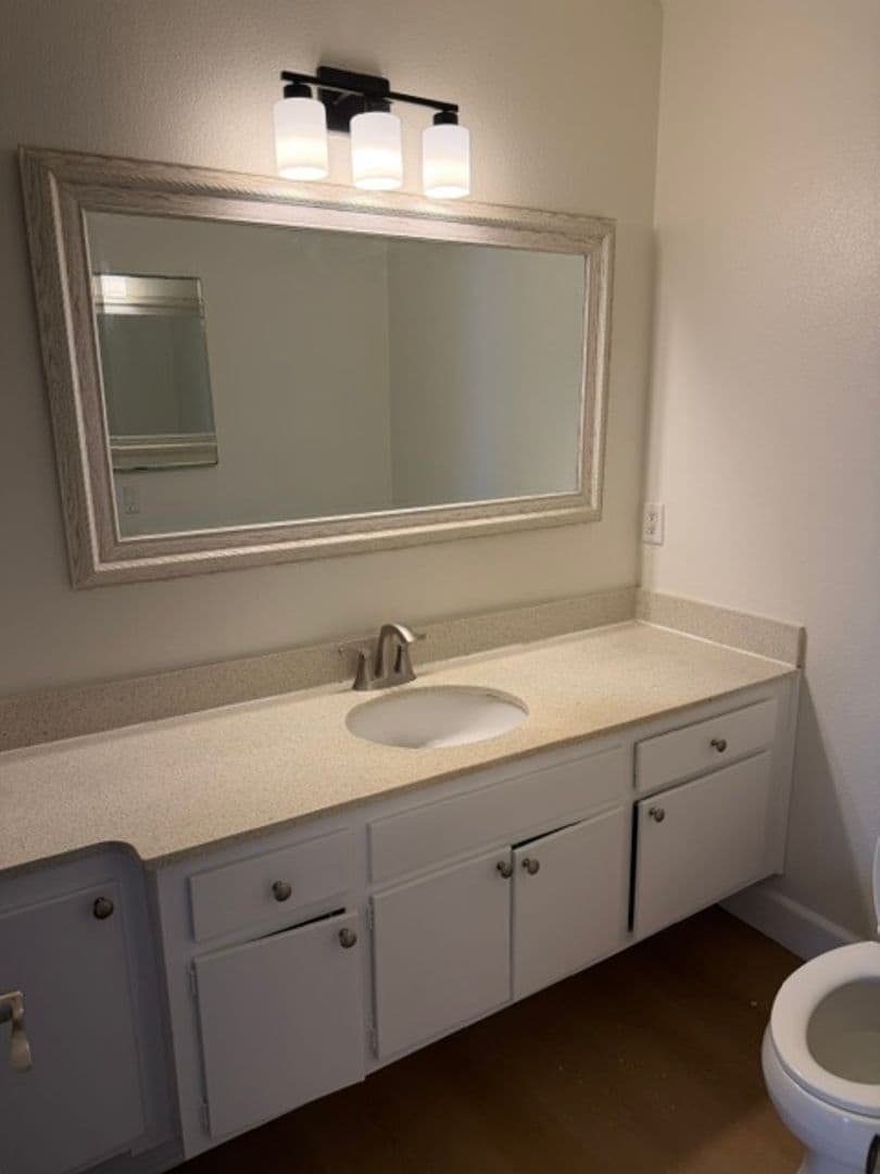 Oxnard Apartment: 1815 Gina Drive