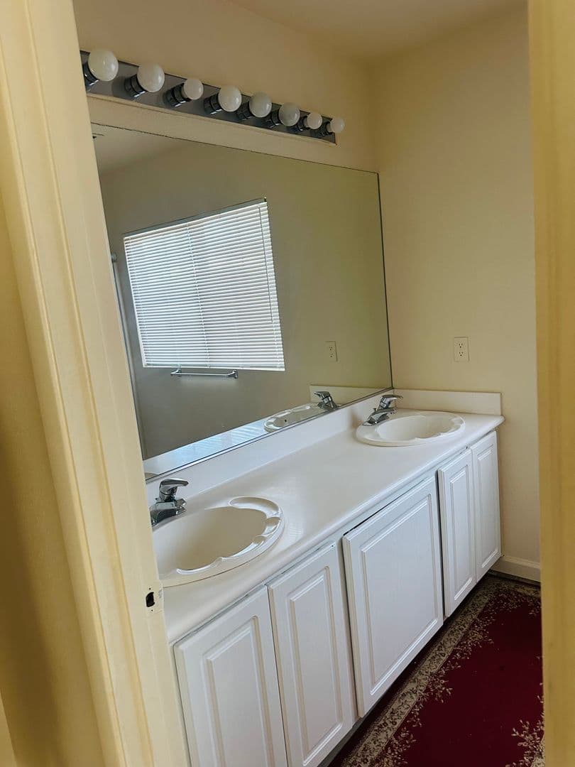 Las Vegas House: 10281 Grecian Laurel C