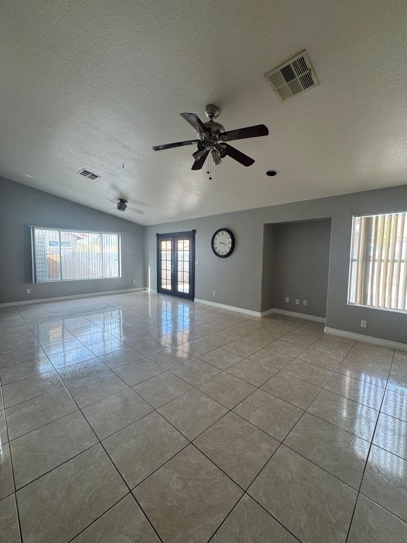 North Las Vegas House: 5033 Vista Del Rancho Way