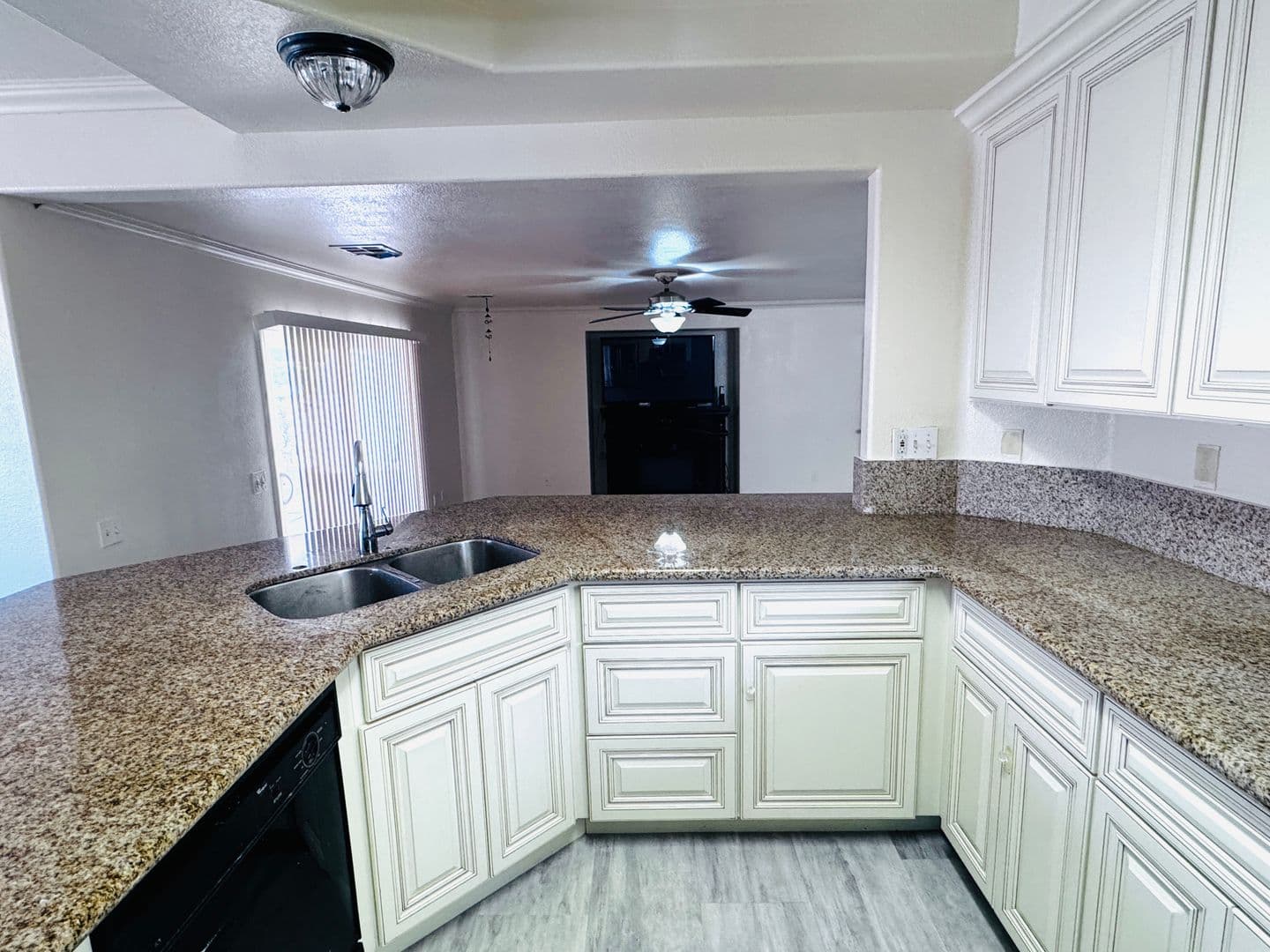 Las Vegas House: 10281 Grecian Laurel C
