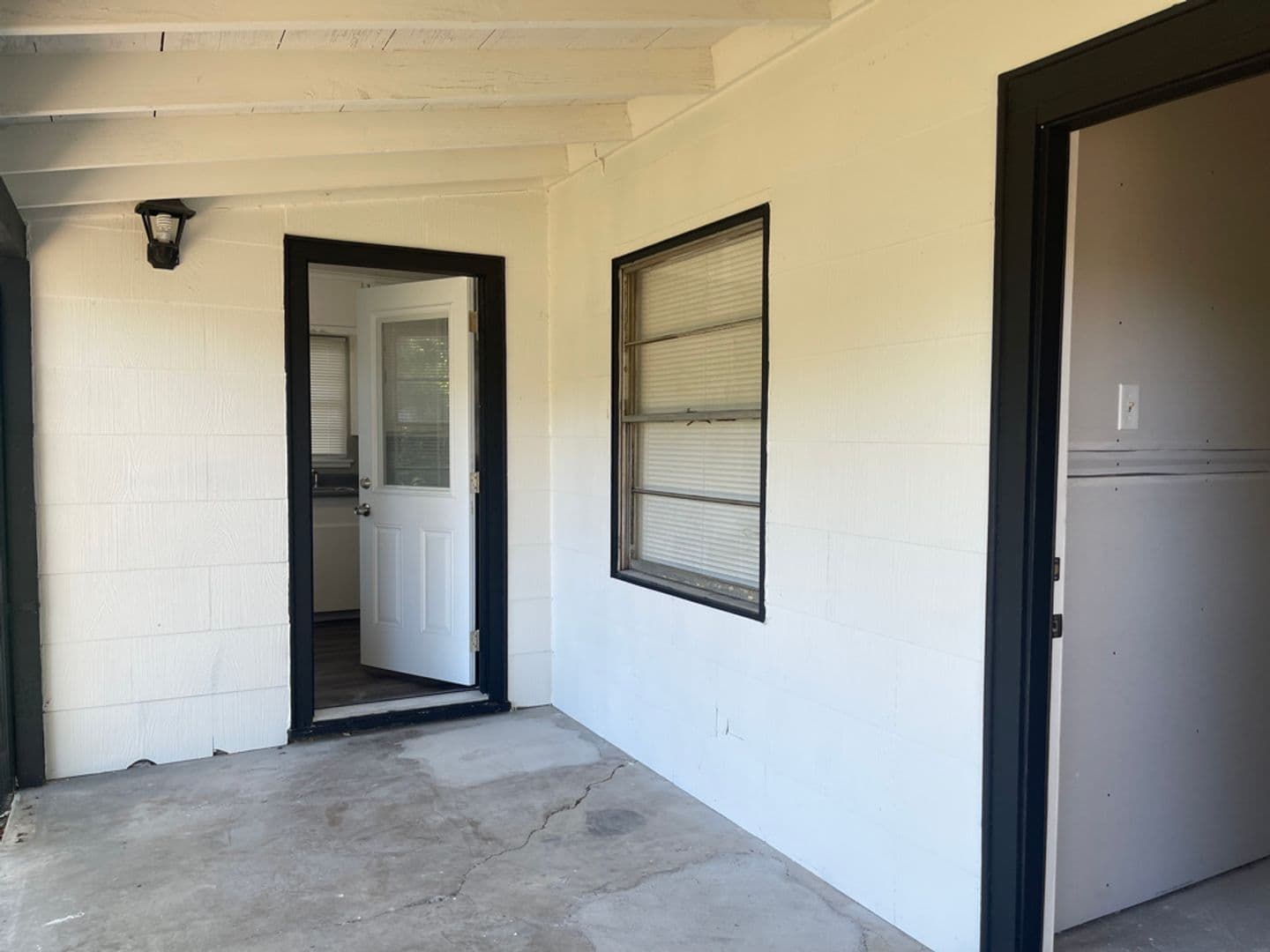 Arlington House: 2113 Cloverdale St.