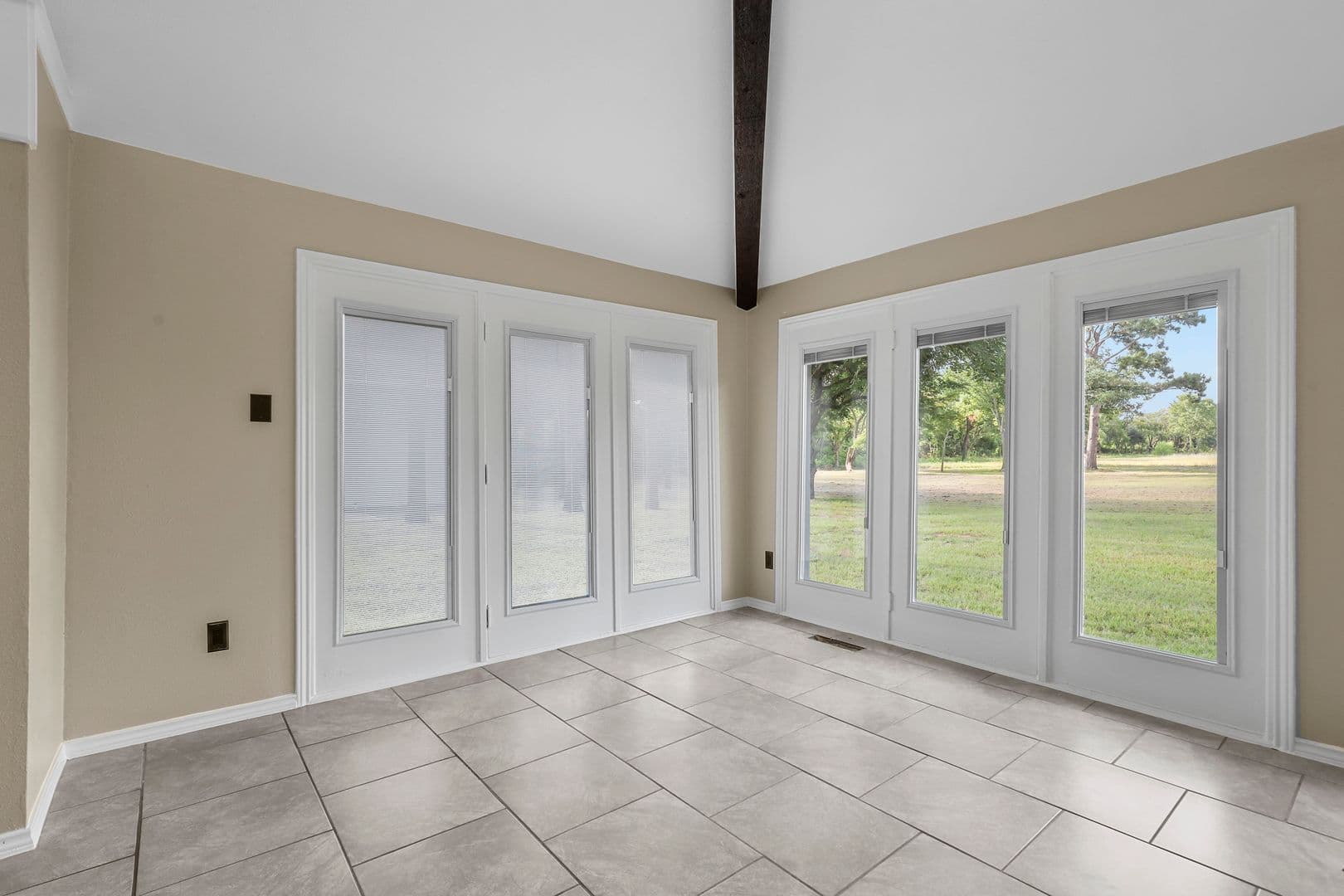 Joshua Apartment: 1508 County Road 710