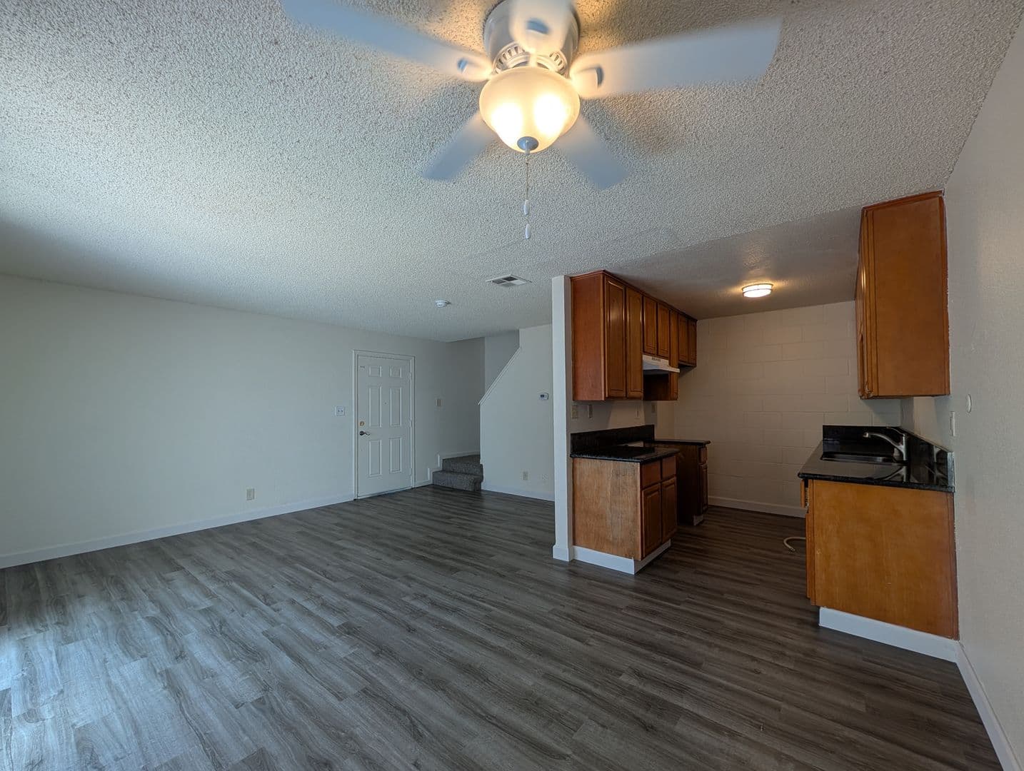 Rancho Cordova Apartment: 2729-2733 El Parque Rancho Cordova