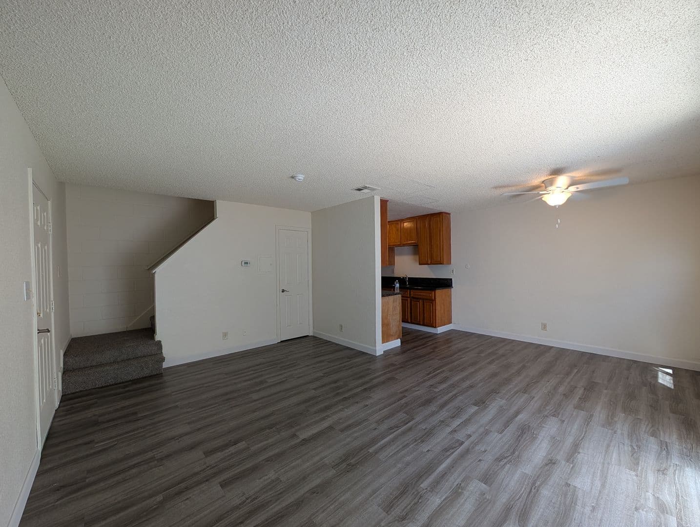 Rancho Cordova Apartment: 2729-2733 El Parque Rancho Cordova