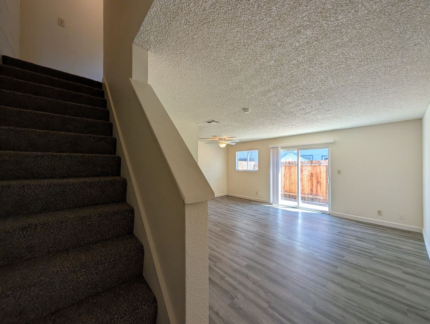 Rancho Cordova Apartment: 2729-2733 El Parque Rancho Cordova