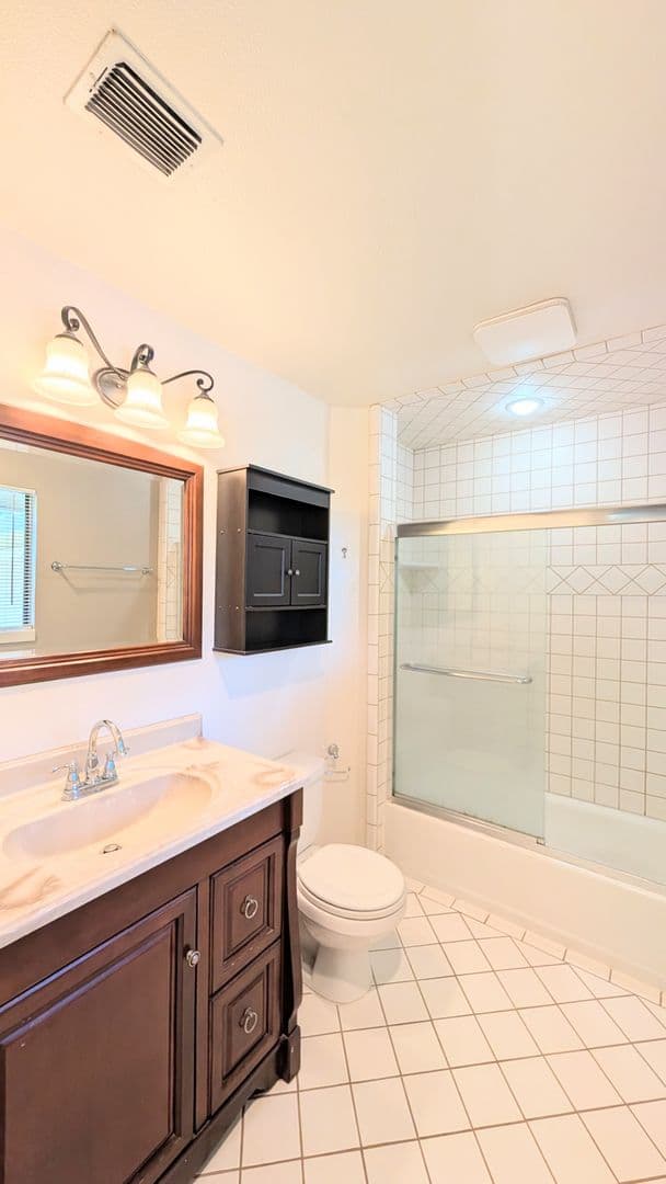 Shingle Springs House: 3581 Cercis Wy