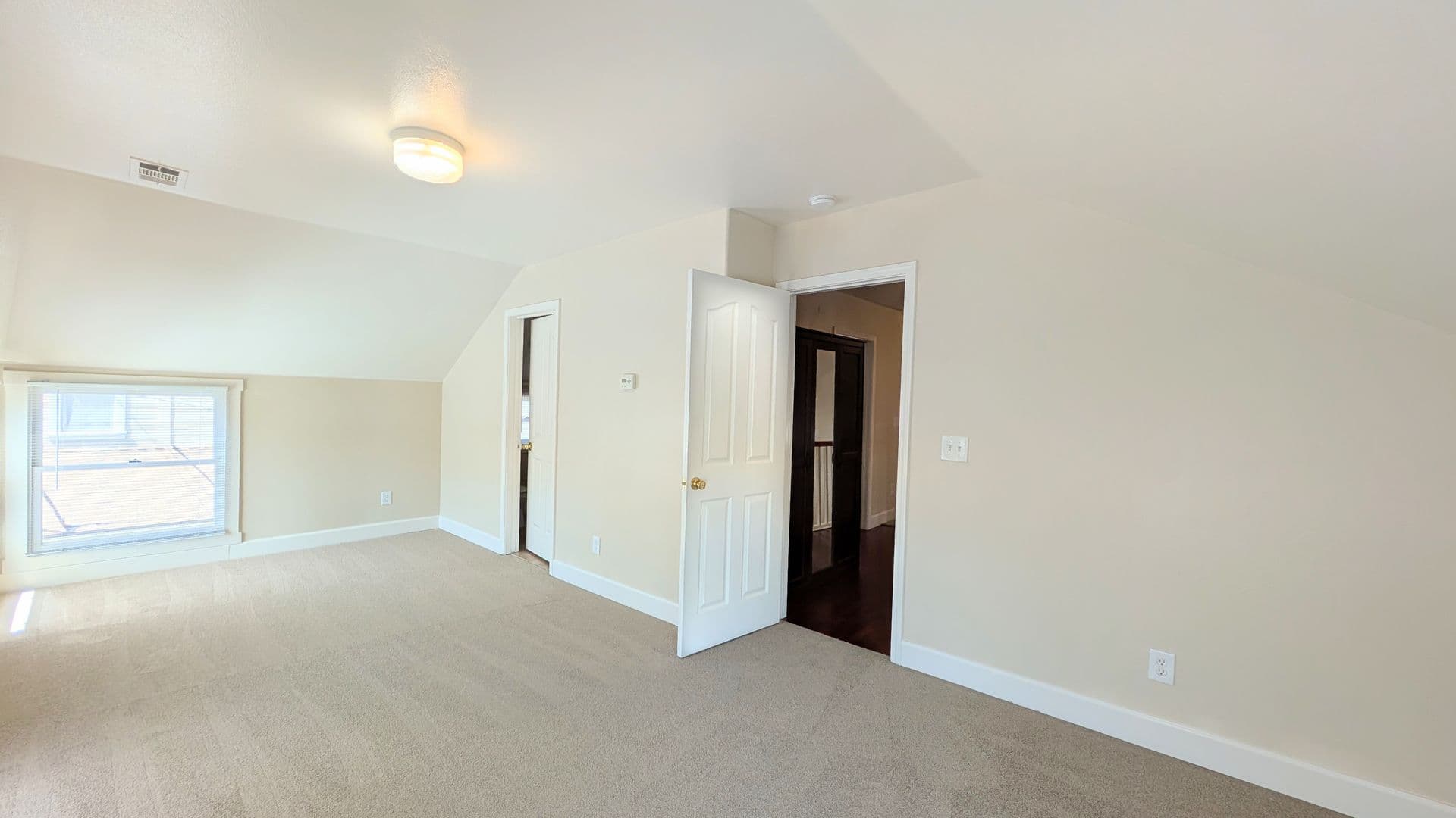 SACRAMENTO House: 417 11TH STREET