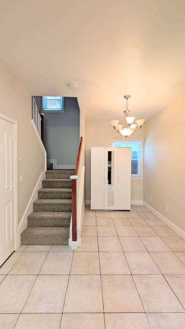 SACRAMENTO House: 417 11TH STREET