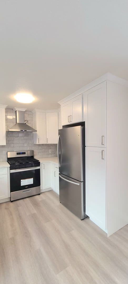 FOLSOM Apartment: 272 MONTROSE DR