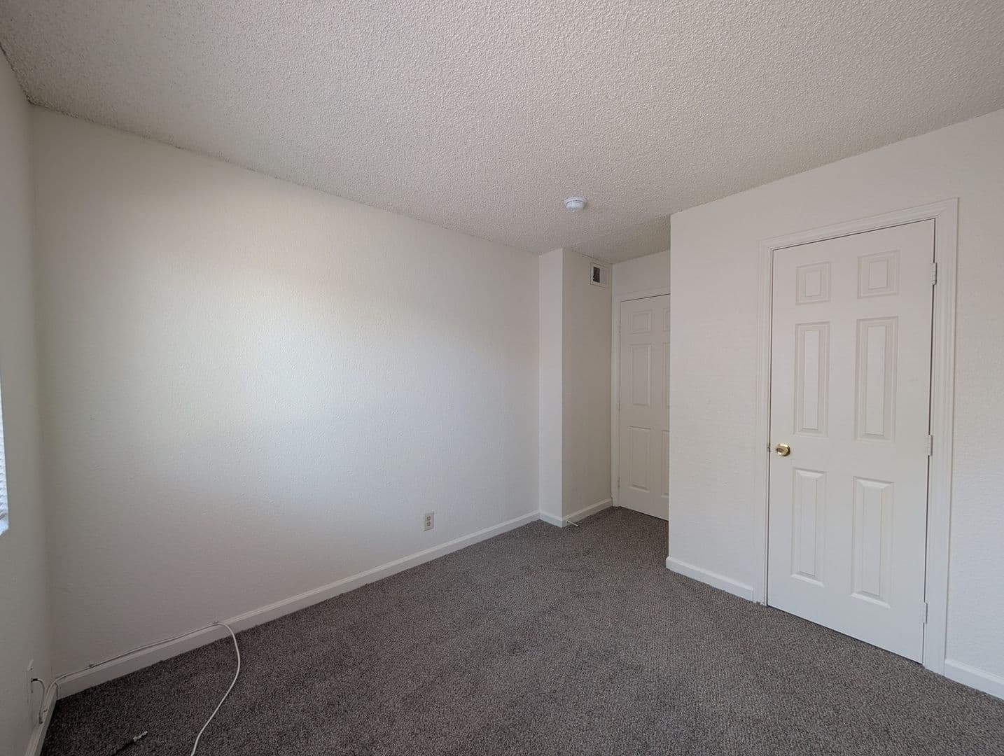 Rancho Cordova Apartment: 2729-2733 El Parque Rancho Cordova