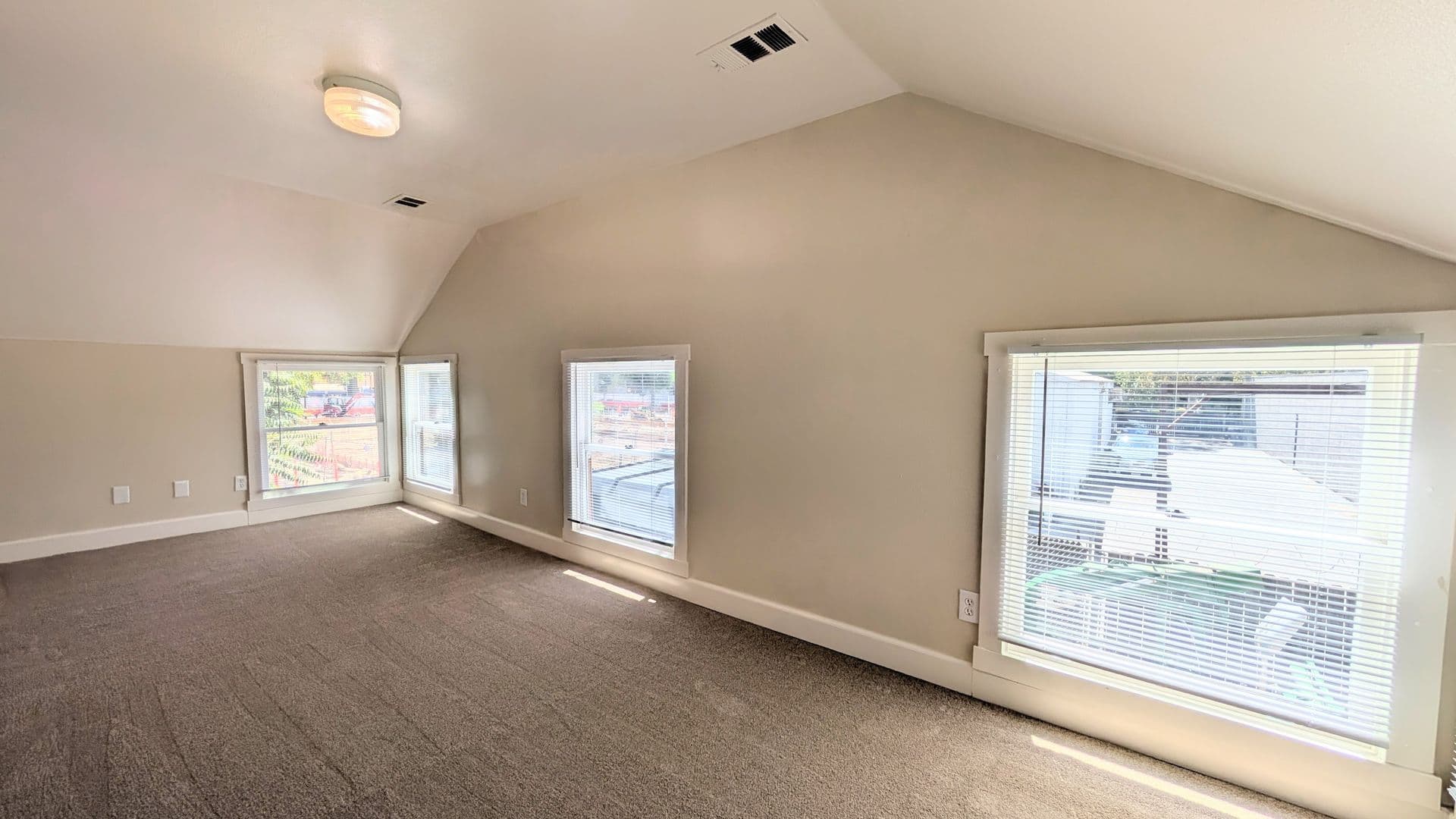 SACRAMENTO House: 417 11TH STREET