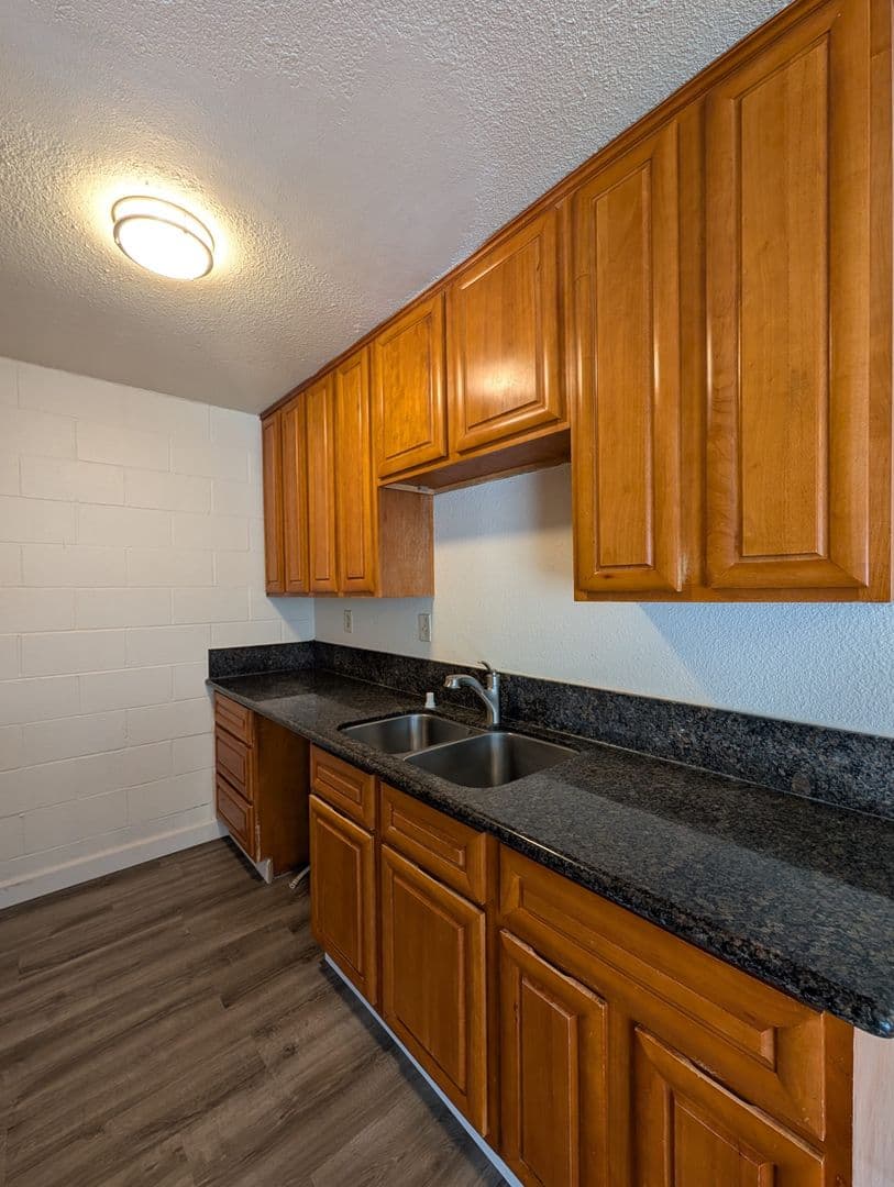 Rancho Cordova Apartment: 2729-2733 El Parque Rancho Cordova