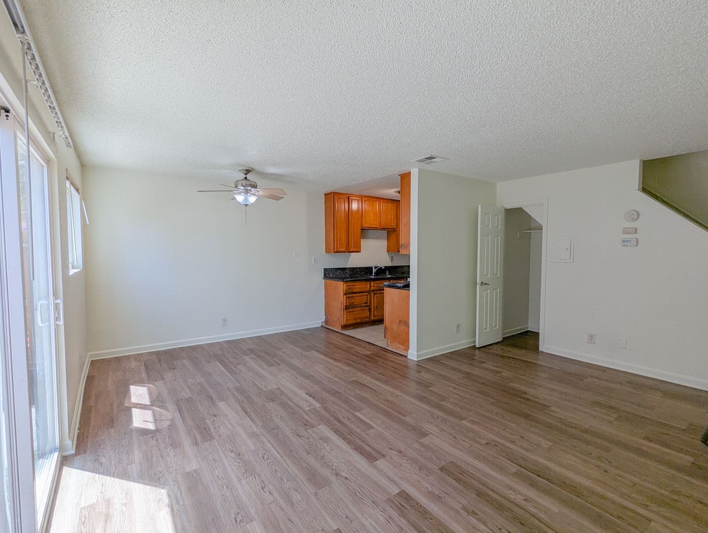 Rancho Cordova Apartment: 2729-2733 El Parque Rancho Cordova